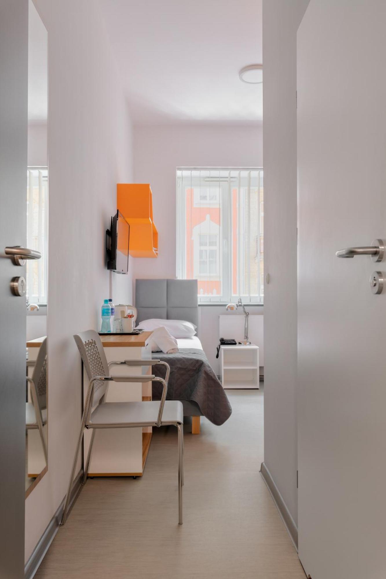 Esperanto Home Катовіце Екстер'єр фото